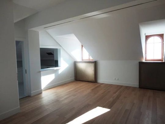 Grand appartement de 3 pièces d'env. 125m2 au 2ème étage - Photo 1