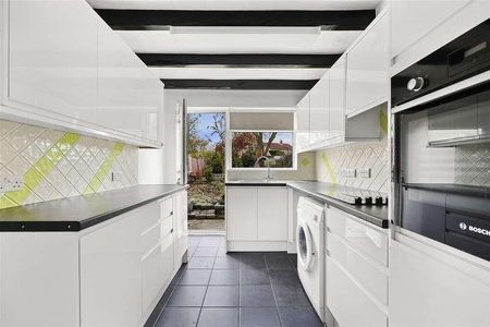 Stewards Close, Epping, CM16 - Photo 5