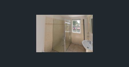 Charming Queenslander – 2 Bedroom + Sleepout - Photo 5