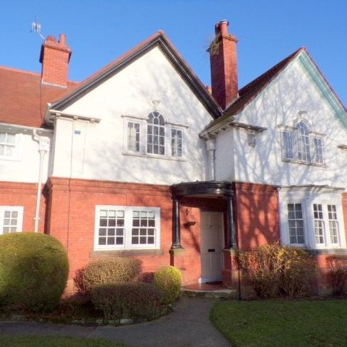Pool Bank, Port Sunlight - Photo 1