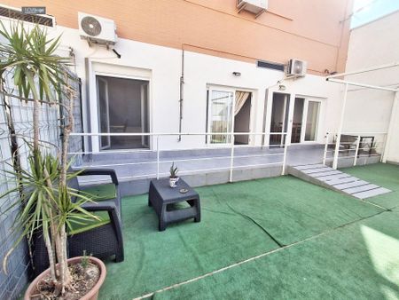 Apartamento planta baja en alquiler en Malaga - Photo 4