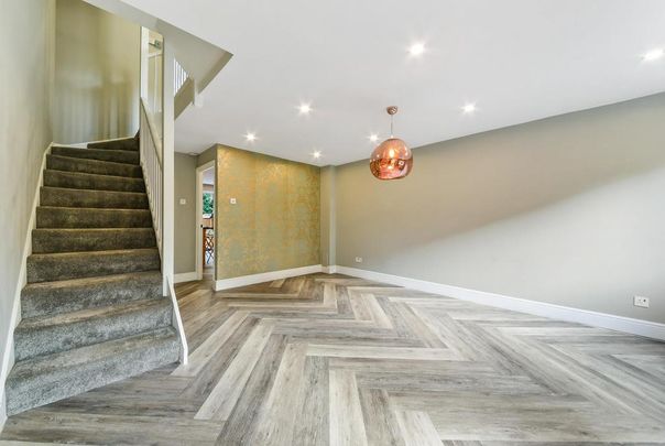 3 bedroom townhouse to rent - Photo 1