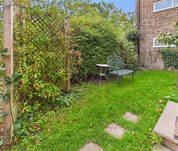 Strawberry Hill Road, Twickenham, Middlesex, TW1 - Photo 5