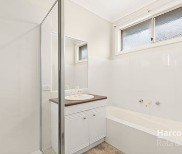 10 Herman Road, Lalor, Vic 3075 - Photo 4