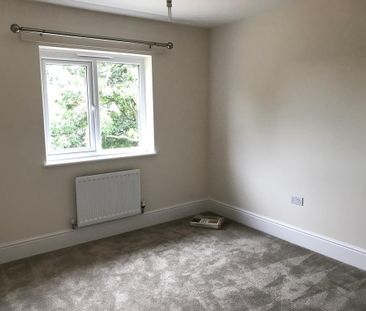 4 bedroom detached house to rent - Photo 1