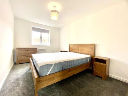 2 bedroom apartment to rent - Photo 4