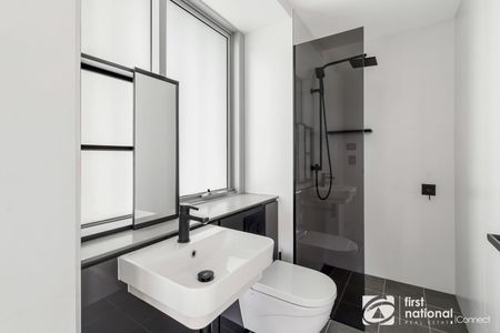 Luxurious 2 Bedroom unit - Panoramic Views - Photo 5