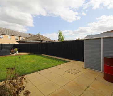 3 bedroom terraced house to rent - Photo 4