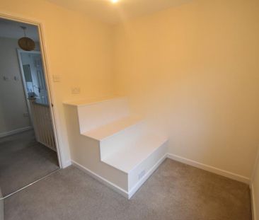 3 bedroom semi-detached house to rent - Photo 4