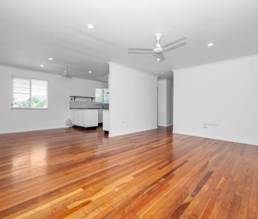 Four Bedroom Home with Pool - Photo 3