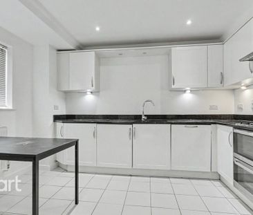 4 bedroom terraced house to rent - Photo 4