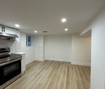 For Lease - 293 E 17th Street, Hamilton, Ontario - Photo 6