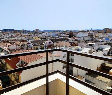 Alquiler de piso en Calle Moncayo - Photo 2