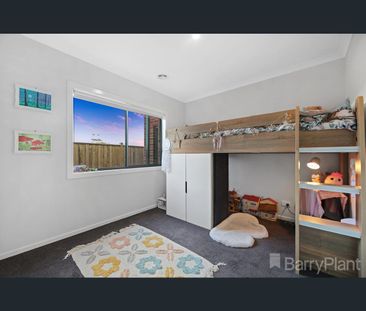 3 Cycad Street, Drouin, Vic 3818 - Photo 1