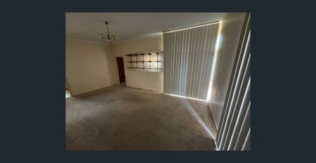 Large 3 bedroom Family Home - Photo 4