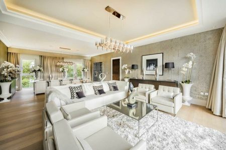 Atkinson Close, Wimbledon, SW20 - Photo 2