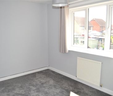 2 bedroom semi-detached house to rent - Photo 2