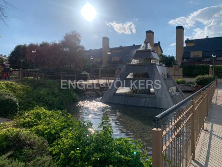 Pozuelo De Alarcón - Photo 4
