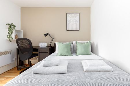 Studio to rent - Photo 2