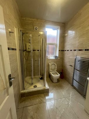 Room in a Shared House, Arcadian Gardens, N22 - Photo 1