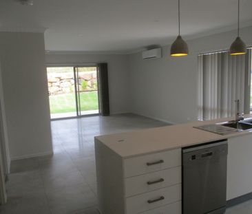 Ballina Heights Home - Photo 6