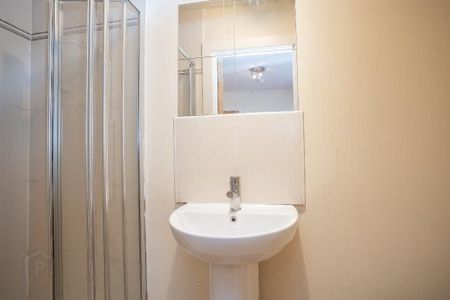 25a Stranmillis Gardens, Belfast, BT9 5AS - Photo 3