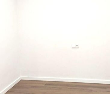 Piso de alquiler en Carrer de Sant Isidre Llaurador, 20, Plaza Ille... - Photo 3