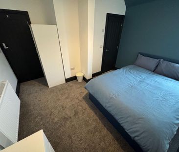 1 bedroom in a house share to rent - Photo 5