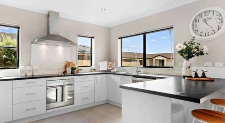 Welcoming, Private and Great Location - Snap U... - Photo 2