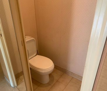 Location Appartement 2 pièces 61m² CANNES 06400 - Photo 4