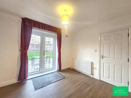 3 bedroom semi-detached house to rent - Photo 4