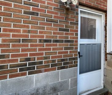 For Lease - 2081B Snow Crescent, Mississauga, Ontario - Photo 4