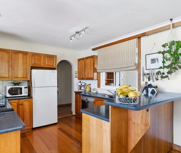 51 Radcliff Crescent Rosetta TAS 7010 Australia - Photo 1