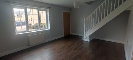 3 bed semi detached house in desirable Village Location, Leeds - Photo 4