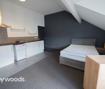 1 bedroom house of multiple occupation to rent - Photo 2