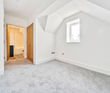 1 bedroom penthouse to rent - Photo 4