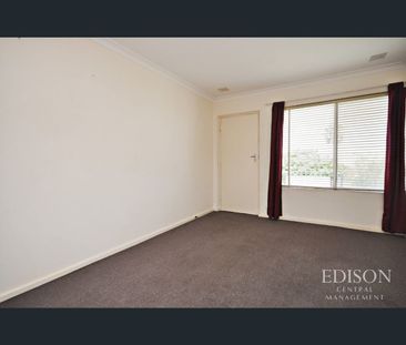 9/137 Lawley Street, Yokine, WA 6060 - Photo 5