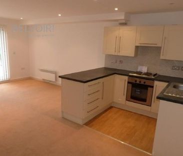 2 bedroom flat to rent - Photo 6