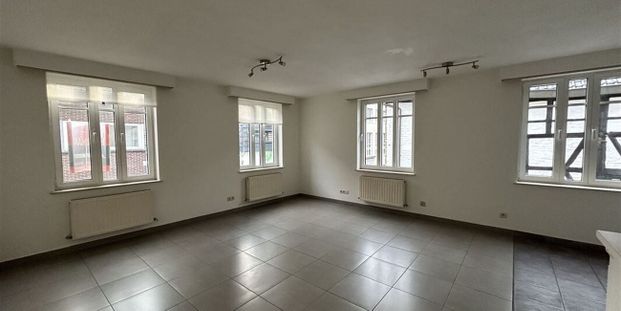 Appartement te huur in Maaseik voor € 680 met 1 slaapkamer - Photo 1