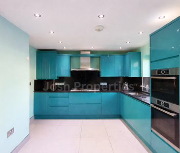 3 bedroom semi-detached house to rent - Photo 6