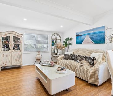 Spacious Family Home in Convenient Location - Photo 1