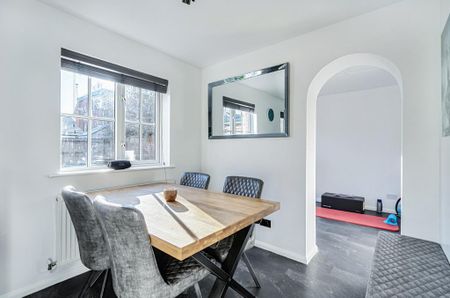 3 bedroom terraced house to rent - Photo 2