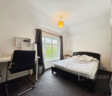 7 bedroom semi detached to rent George Borrow Road, Norwich, NR4 - Photo 4