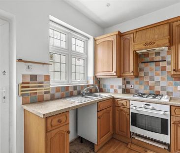 2 bedroom semi-detached house to rent - Photo 3