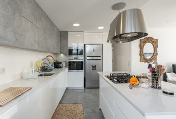 APARTAMENTO T3 MOBILADO EM CARNAXIDE