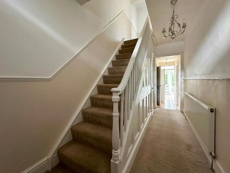 3 bedroom end of terrace house to rent - Photo 4