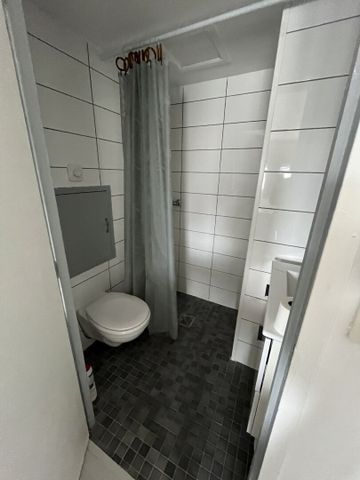 Location Appartement 1 pièce - Photo 2