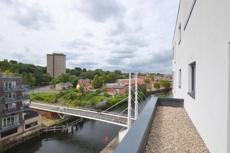 2 bedroom apartment to rent - Photo 4