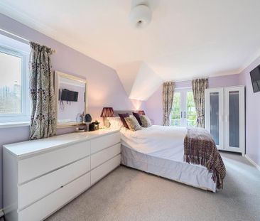 4 bedroom detached house to rent - Photo 6