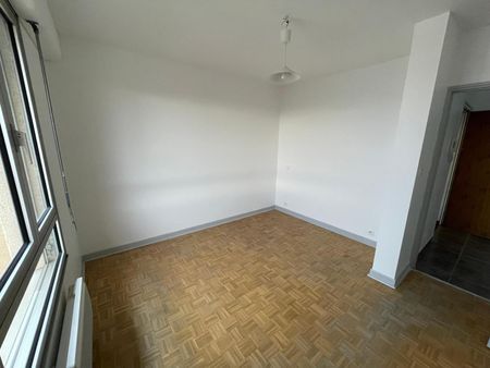 Location Appartement 2 pièces 44m² AUBENAS 07200 - Photo 2